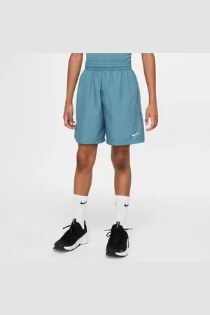 Nike Multi trainingsshorts met Dri-FIT voor jongens