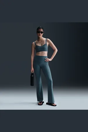 Nike Zenvy dameslegging met hoge taille en wijde pijpen