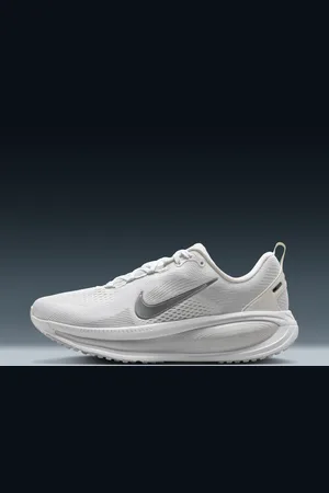 Nike Vomero 18 hardloopschoenen voor dames (straat)