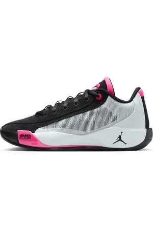 Nike Luka 77 