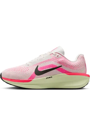 Nike Winflo 11 hardloopschoenen voor dames (straat)