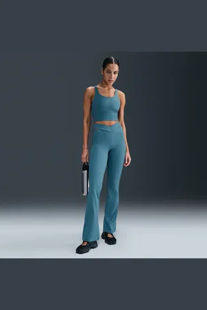 Nike Zenvy Rib legging met hoge taille, lichte ondersteuning en wijde pijpen voor dames