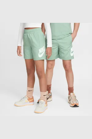 Nike Sportswear Club geweven kindershorts (15 cm)
