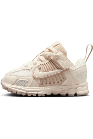 Nike Vomero 5 schoenen voor baby
