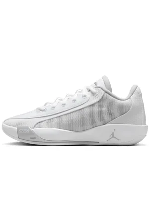 Nike Luka .77 