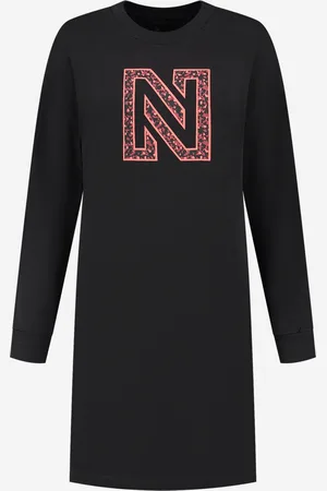 NIKKIE. Zomerjurken Casual Jurken voor Dames in de sale hoge kortingen KLEDING