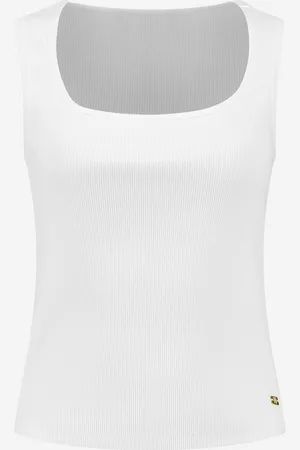 NIKKIE. Rib Singlet