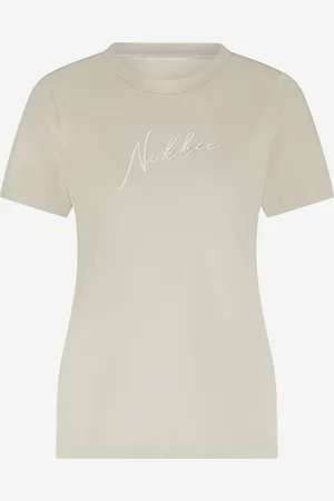 NIKKIE. Jassy T-Shirt
