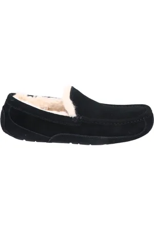 UGG Ascot Black