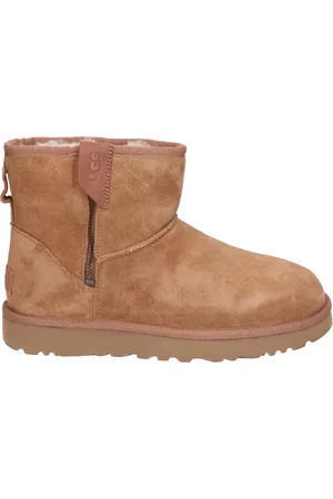 UGG Classic Mini Bailey Zip Chestnut