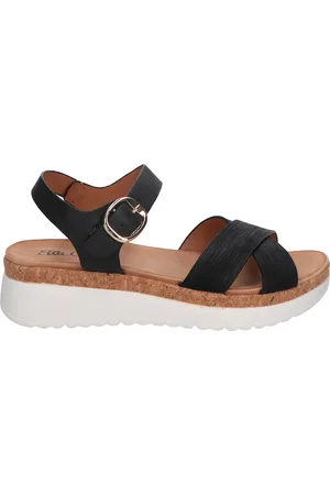 Ella Wytzy Black