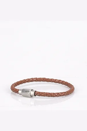 Steel & Barnett Sieraad