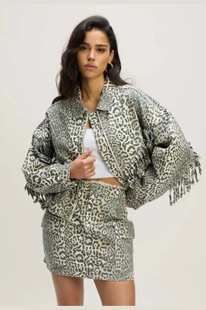 Refined Department Willow Jack