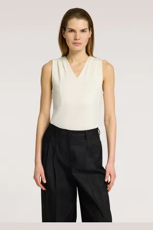 SELECTED Tenny Top