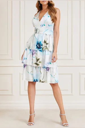 Guess GUESS Summer Romance Short Summer Romance