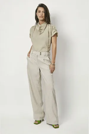 Dante 6 Bloom Drapey Detailed Top Dry Sand