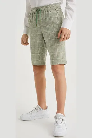 WE Fashion Short Green