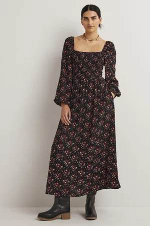 Boden Square Neck Smocked Maxi Dress Blk