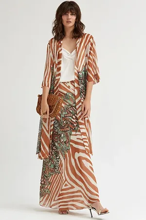 OKY Graffiti Print Chiffon Flared Long Skirt Brown