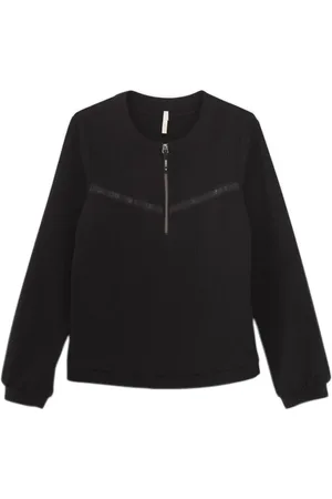 ICODE Black Waffle-knit Blouse With Letter Band