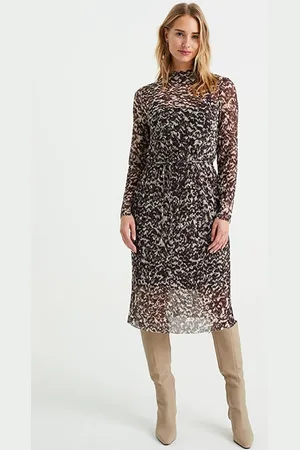 WE Fashion Dress Midi Off-white