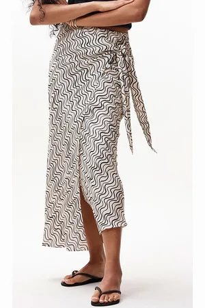 Catwalk Junkie Drapped Wrap Skirt Vanilla Cream