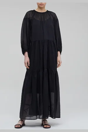Closed Tiered Maxi Dress Black
