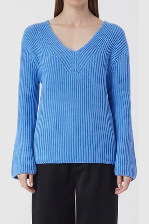 Closed V Neck Long Sleeve Chambray Blue
