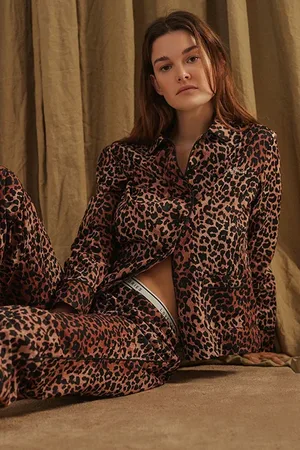 LOVE Stories Joe Coverupt Leopar