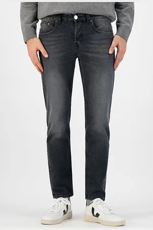 MUD Jeans Regular Dunn Worn Black