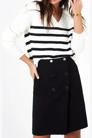ICODE Black Double-breasted Short Skirt