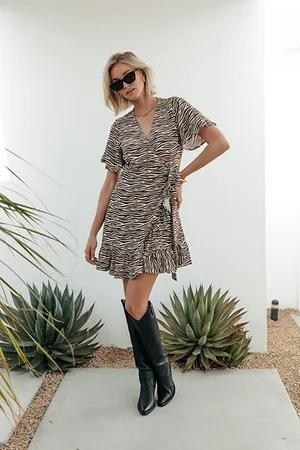 Colourful rebel Telsi Zebra Short Sleeve Real Wrap Dress Ss Dark Brown