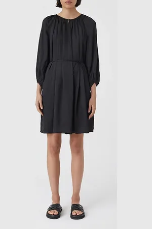 Closed Short Belted Dress Black