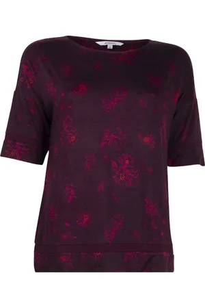 Sandwich Print T-shirt Winetasting