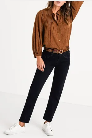 ICODE Black Boyfit Jeans With Embroidered Pockets