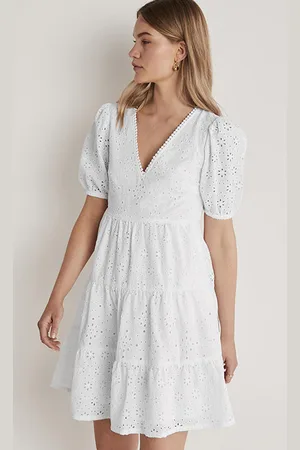 Boden Back Detail Broderie Dress Wht