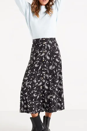 ICODE Black Paisley Print Long Skirt