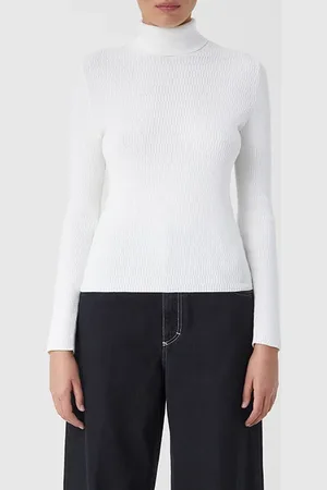 Closed Turtle Neck Long Sleeve Ivory