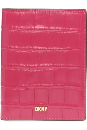 DKNY Sidney Passport Case Elc Pink Mlti