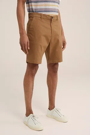 WE Fashion Short Brown