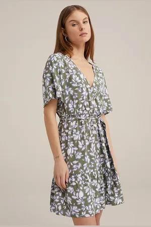 WE Fashion Dress Short Olive Green