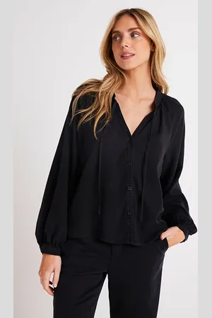 Bella Dahl Full Sleeve Raglan Button Down Vintage Black