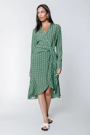 Colourful rebel Lea Graphic Wrap Midi Dress Black