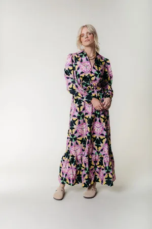 Colourful rebel Davina Graphic Flower Maxi Dress Ls Candy Pink
