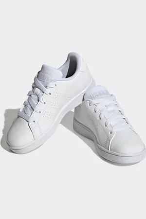 Adidas 2025 advantage schoenen