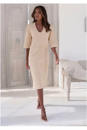 Lascana Gebreide jurk - Ribgebreide jurk, loungejurk Lounge-/rib jurk met wijde mouwen en tailleband, loungewear (1-delig)