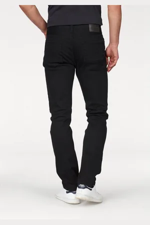 Bruno Banani Straight jeans Hutch rechte broekspijpen, gedeeltelijk met modieuze destroyed-effecten