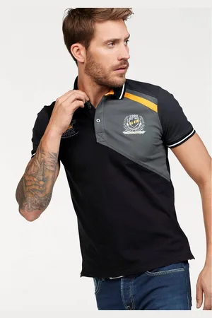 Bruno Banani Poloshirt Korte mouwen, lichaamsnauwkeurige pasvorm, effen, met polokraag