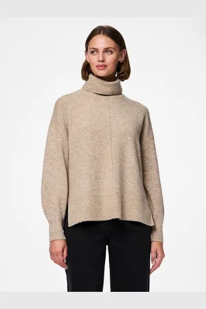 Pieces® Coltrui PCMALOU LS ROLLNECK KNIT NOOS BC