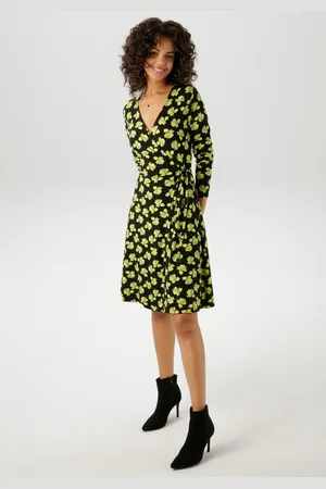 Aniston Wikkeljurk met kunstzinnige bloemen bedrukt - nieuwe collectie